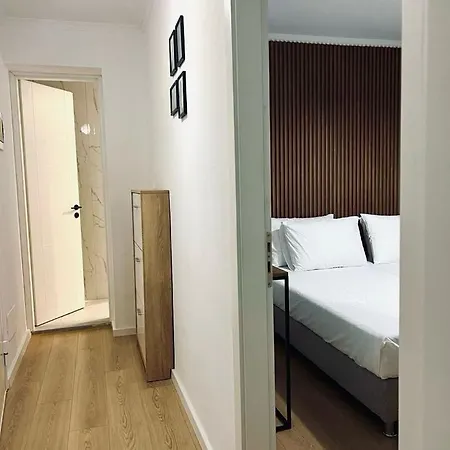 Gisi's Bazaars Apartment *